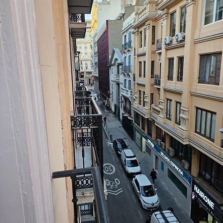 Hostal Andrea Granvia Madrid Extérieur photo